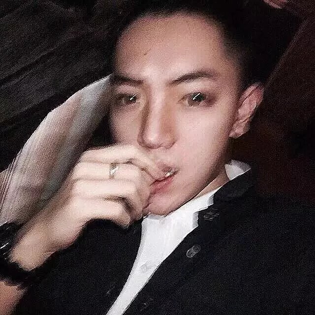 索钧子旭
